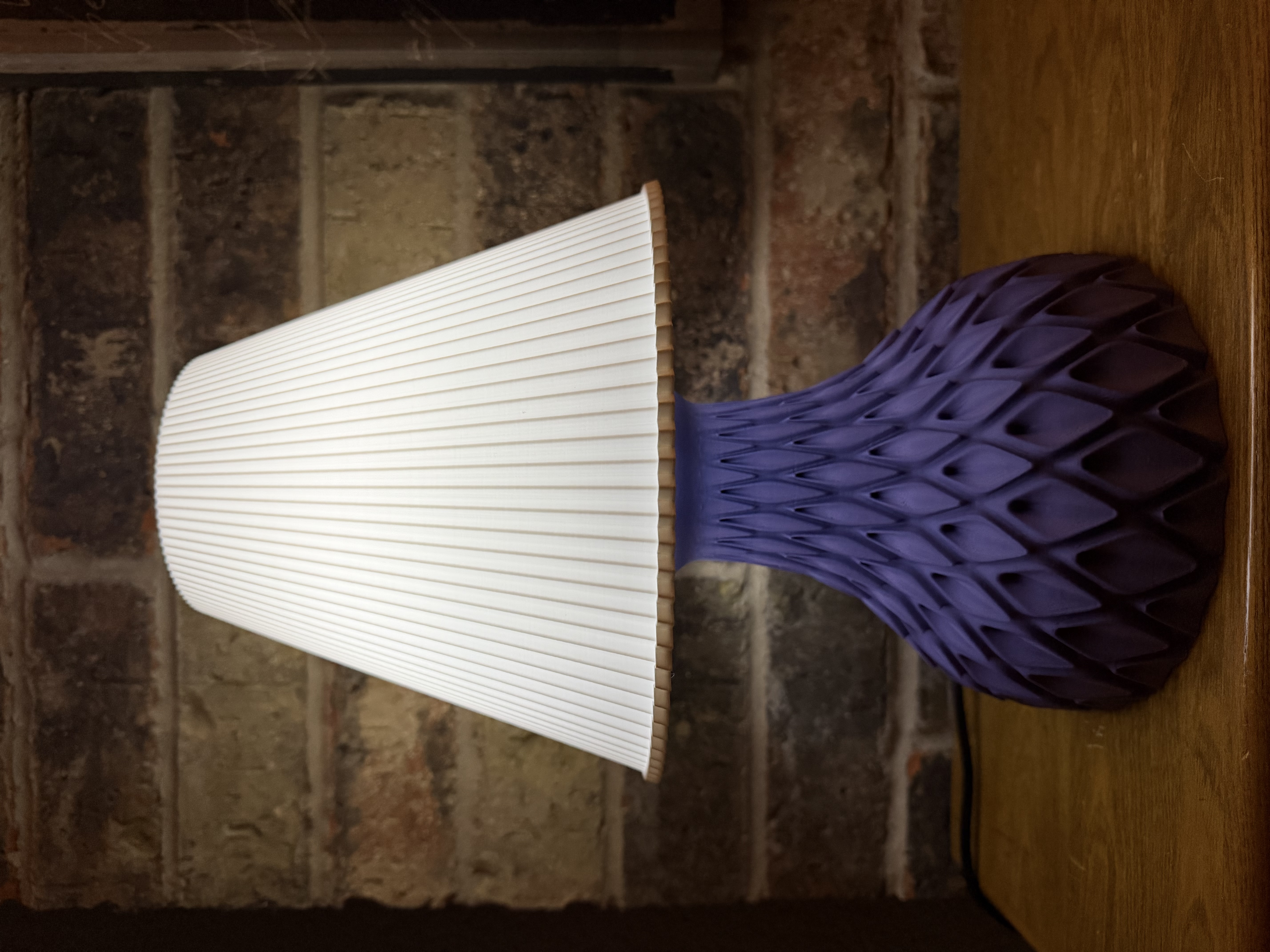 Petal Table Lamp