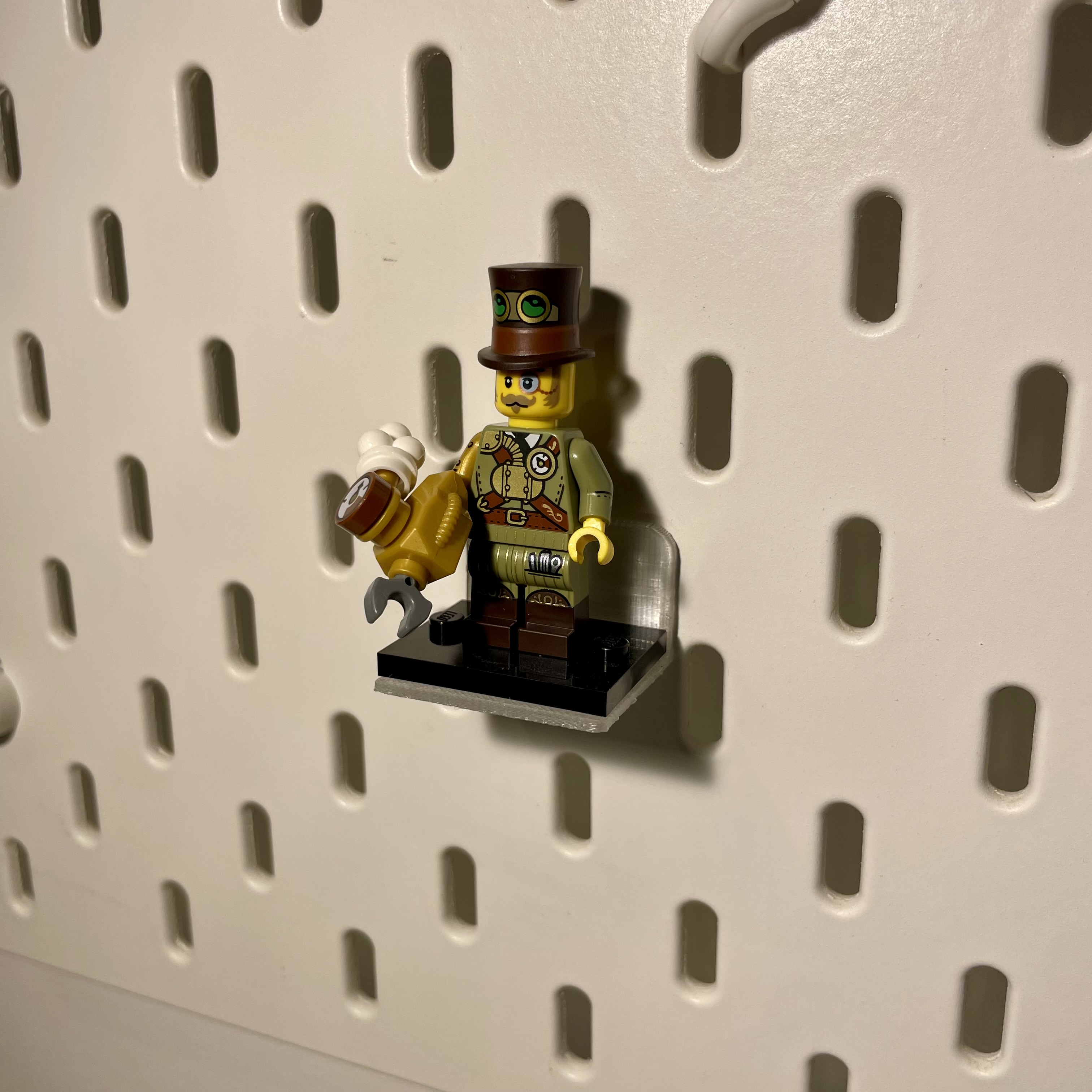 Lego mini figure mount for ikea skadis 3D STL Model — view 2