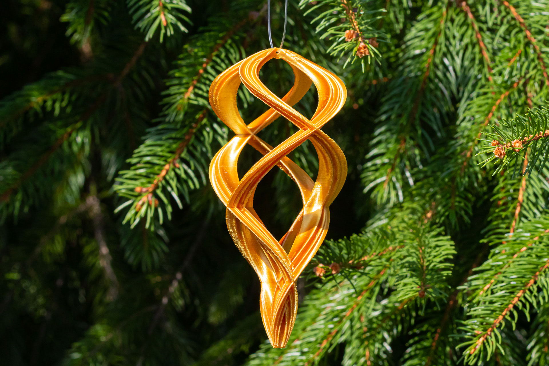 Elegant Double-Spiral Christmas Ornament - 3D model by dazus