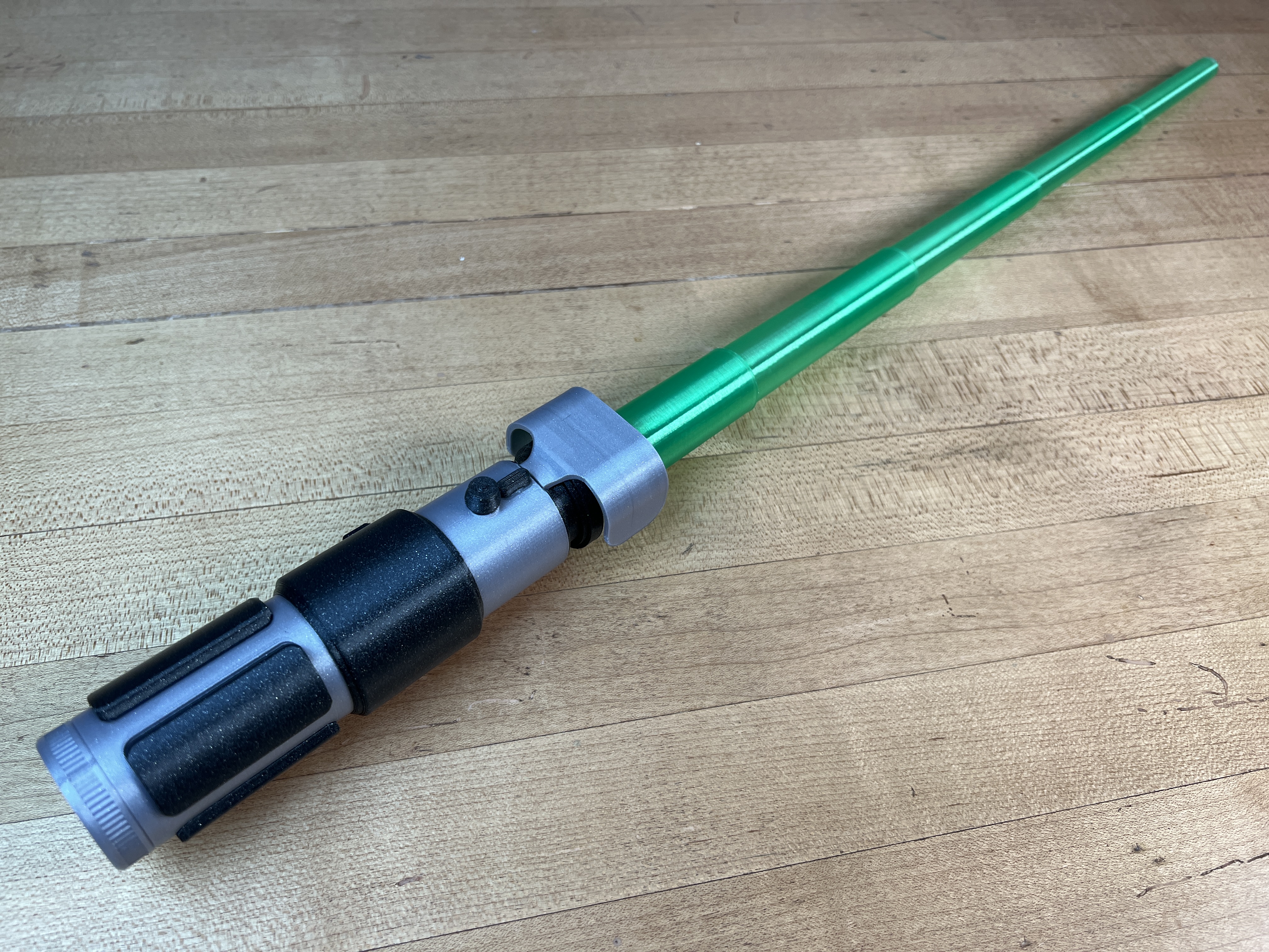 Obi-Wan's Print-in-Place Collapsible Lightsaber - 3D model