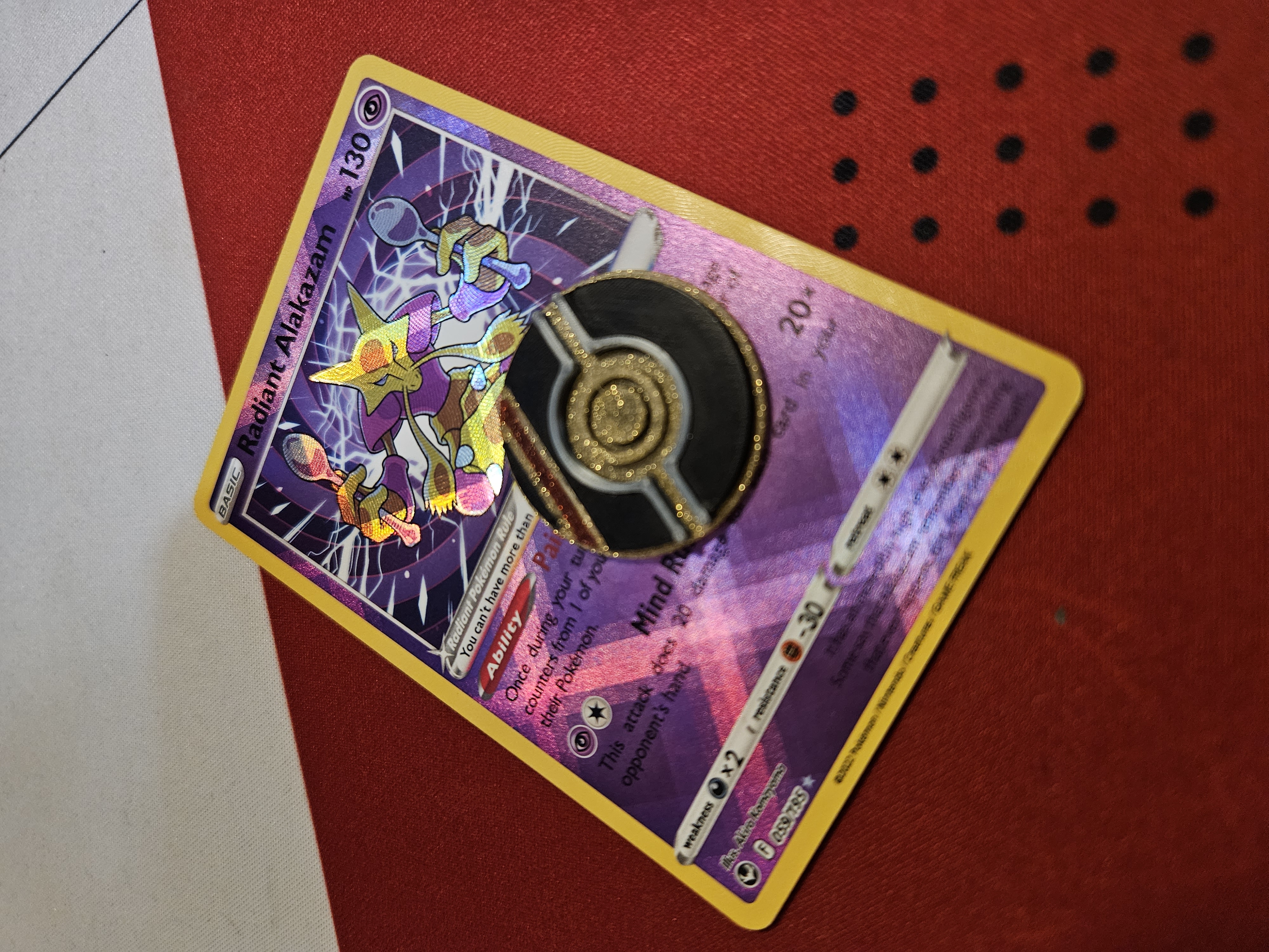 Radiant Alakazam might be my favorite radiant so far : r/PokemonTCG