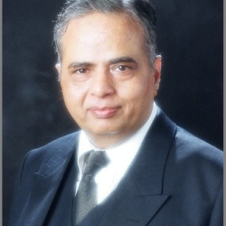 Dilipkumar Lakhi