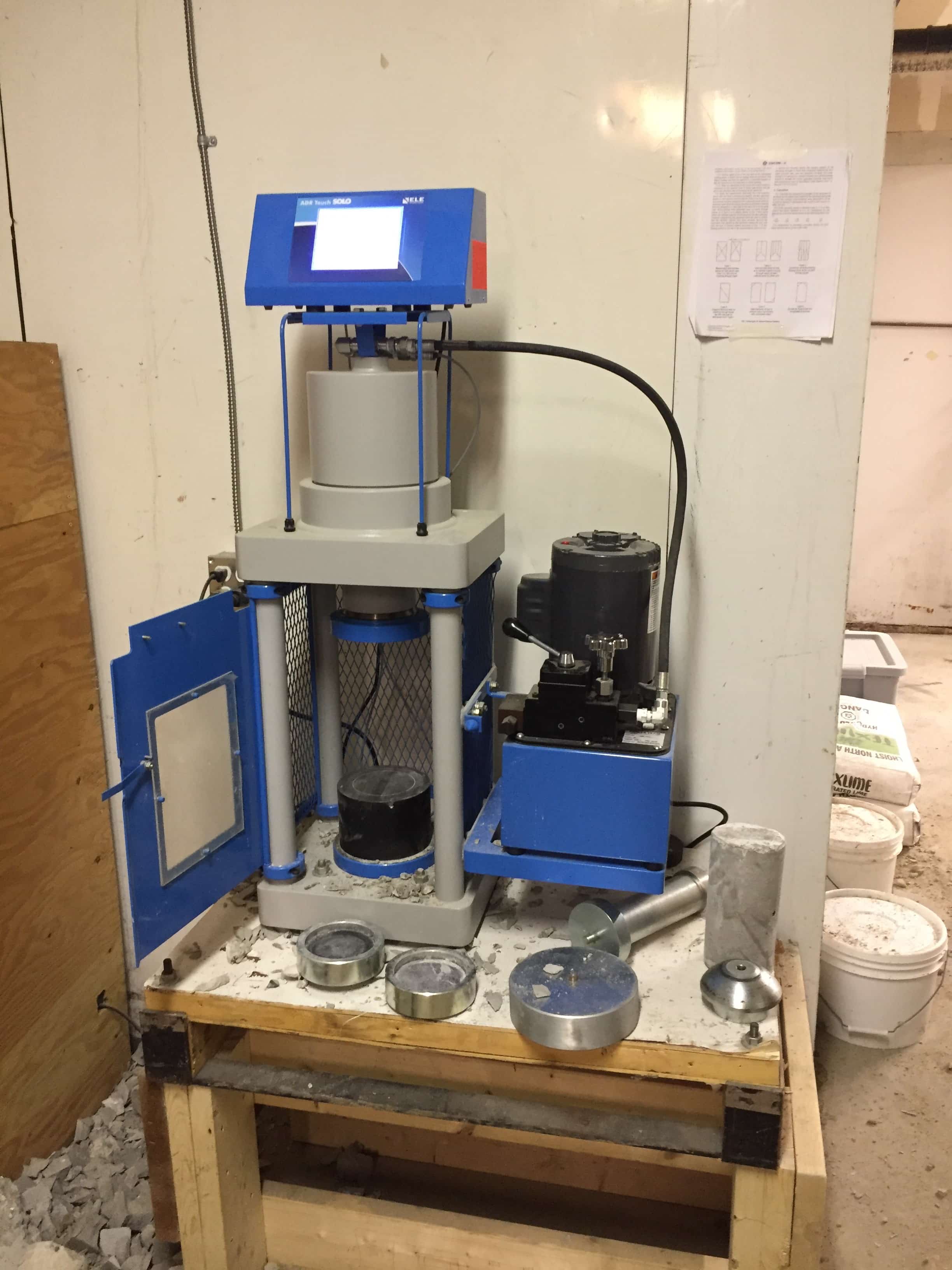 Machine to check the soil level