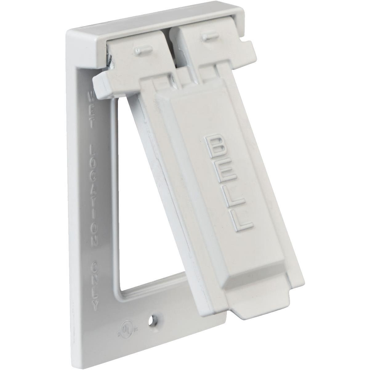 Hubbell Single Gang Vertical/Horizontal Mount In-Use Outdoor