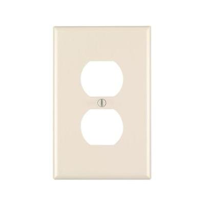 Leviton Mid-Way 1-Gang Thermoplastic Nylon Outlet Wall Plate, Light Almond