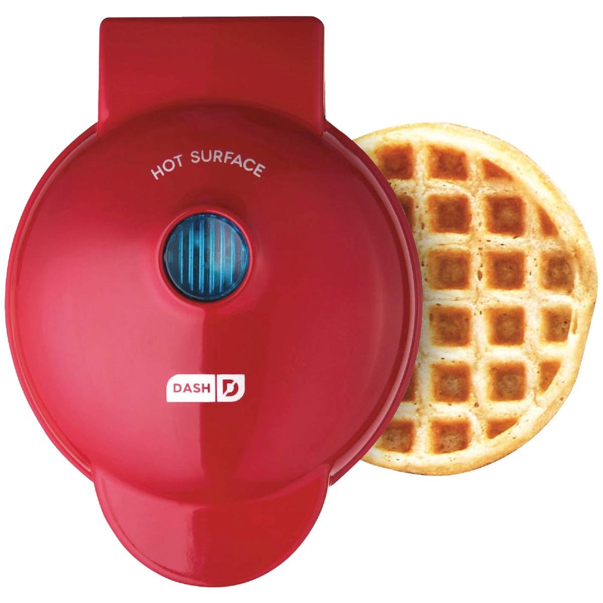 Dash Heart Mini Waffle Maker - Red