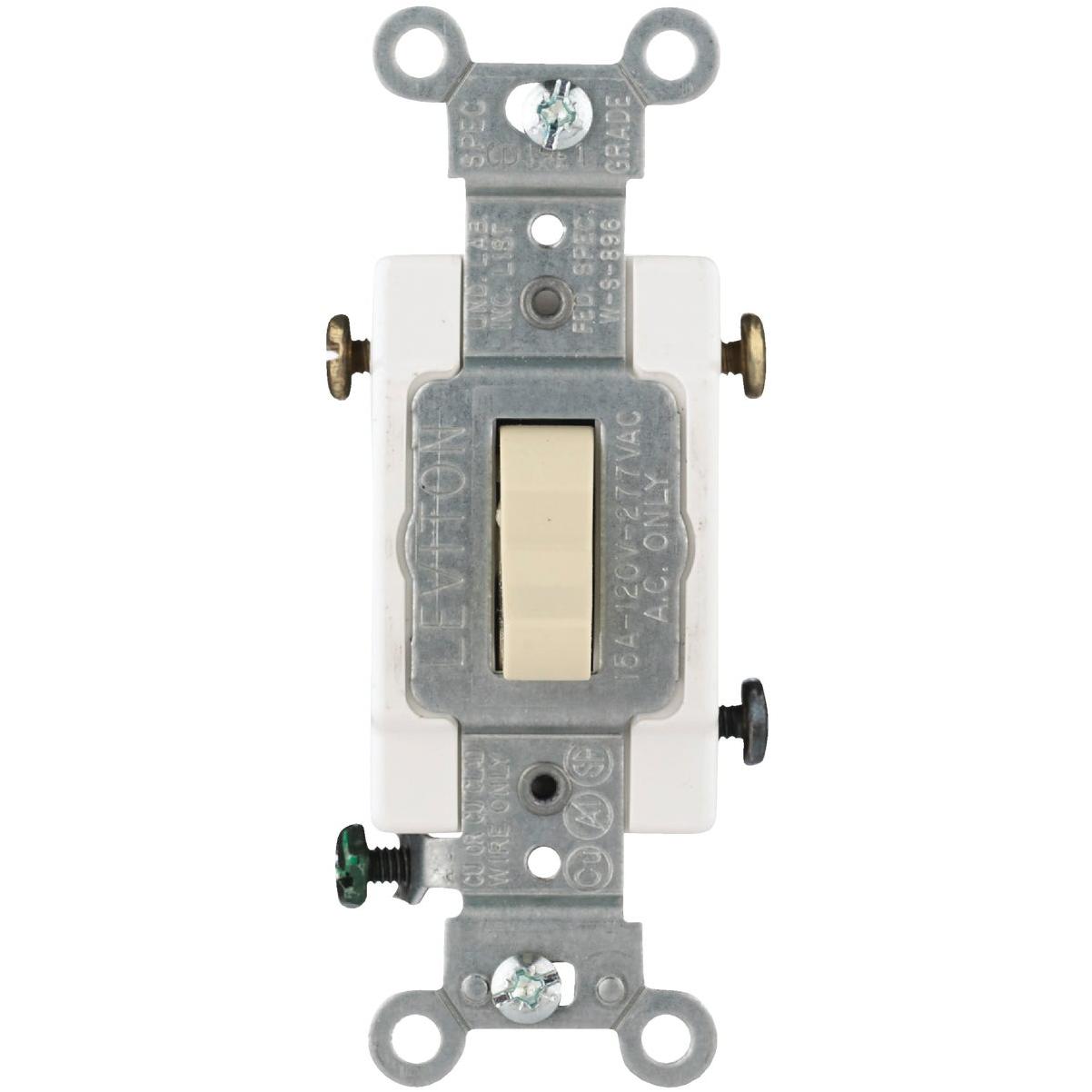 Leviton Toggle Ivory 15A Grounding Quiet 3-Way Switch