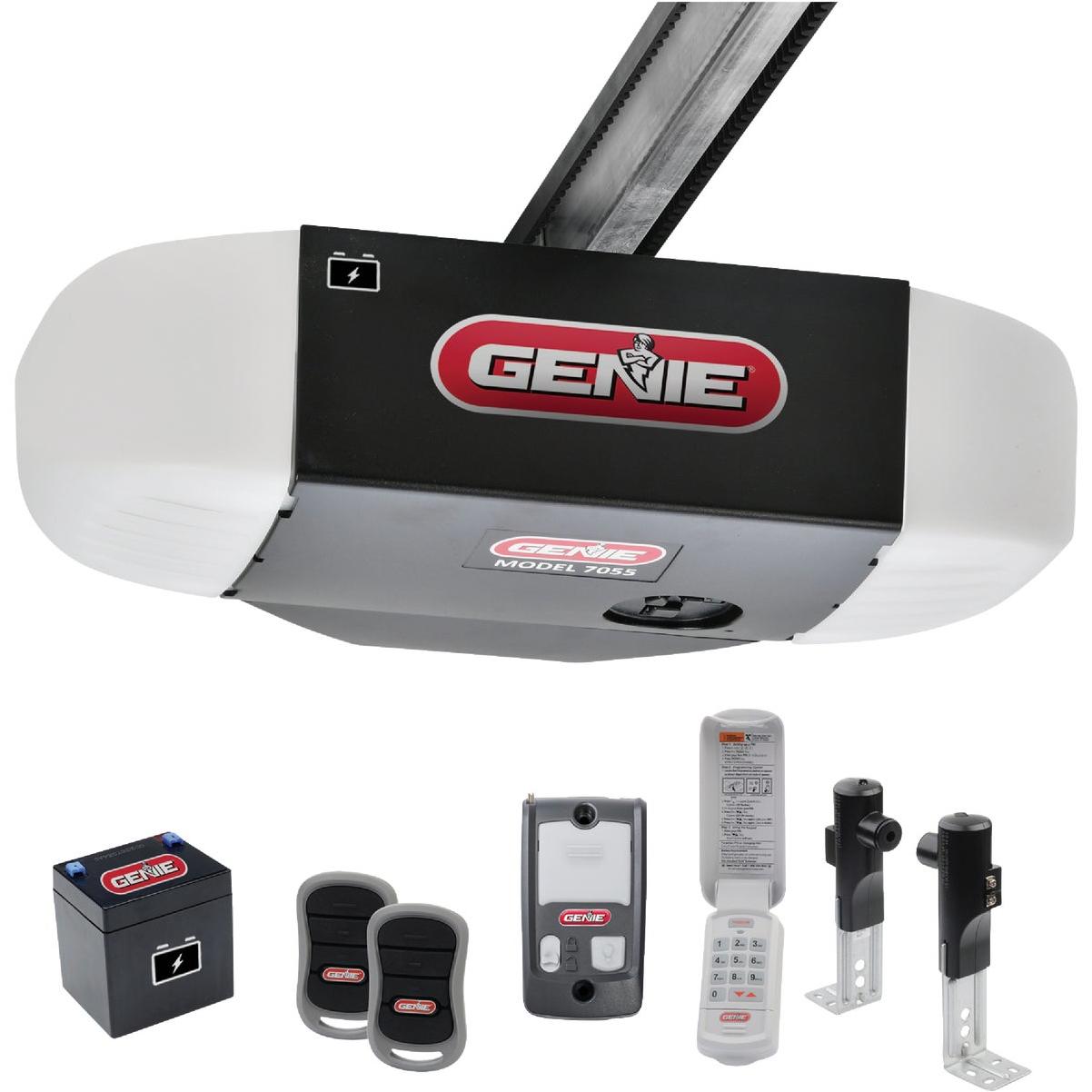 Genie StealthDrive 750 1-1/4 HPc Belt Drive Garage Door Opener with Battery BackUp