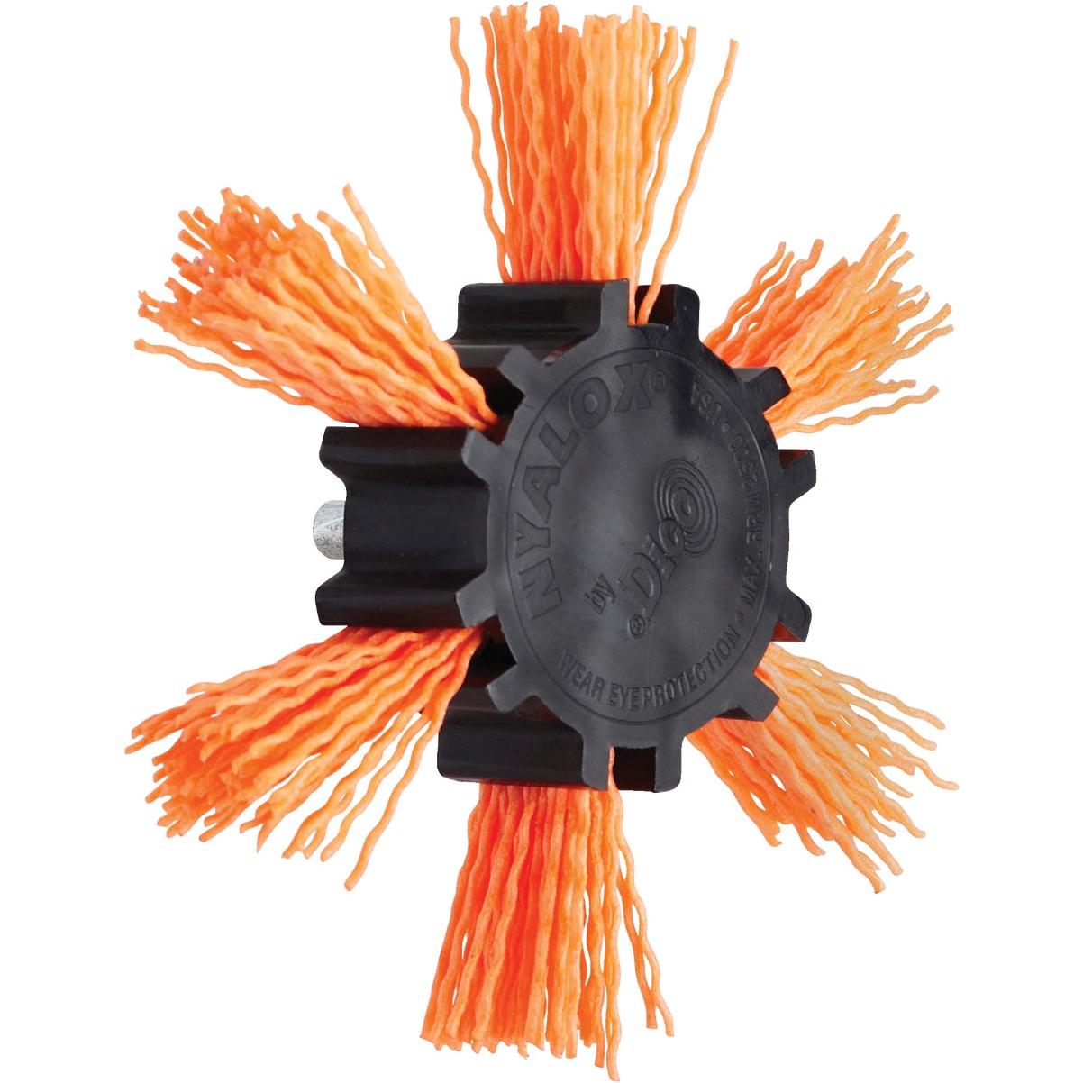 Dico Nyalox 4 In. Orange Med Flap Brush