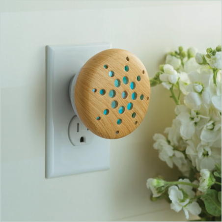Airome Pluggable Essential Oil Diffuser  Light Brown Bamboo