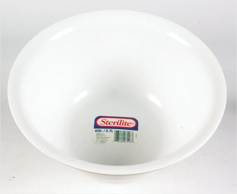 6 Quart Plastic Mixing Bowl - Grey Pumice - 12.75 In. Diameter