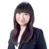 Esther  Tan's headshot