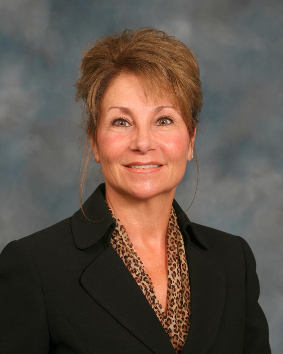 Cindy  Edwards 's headshot