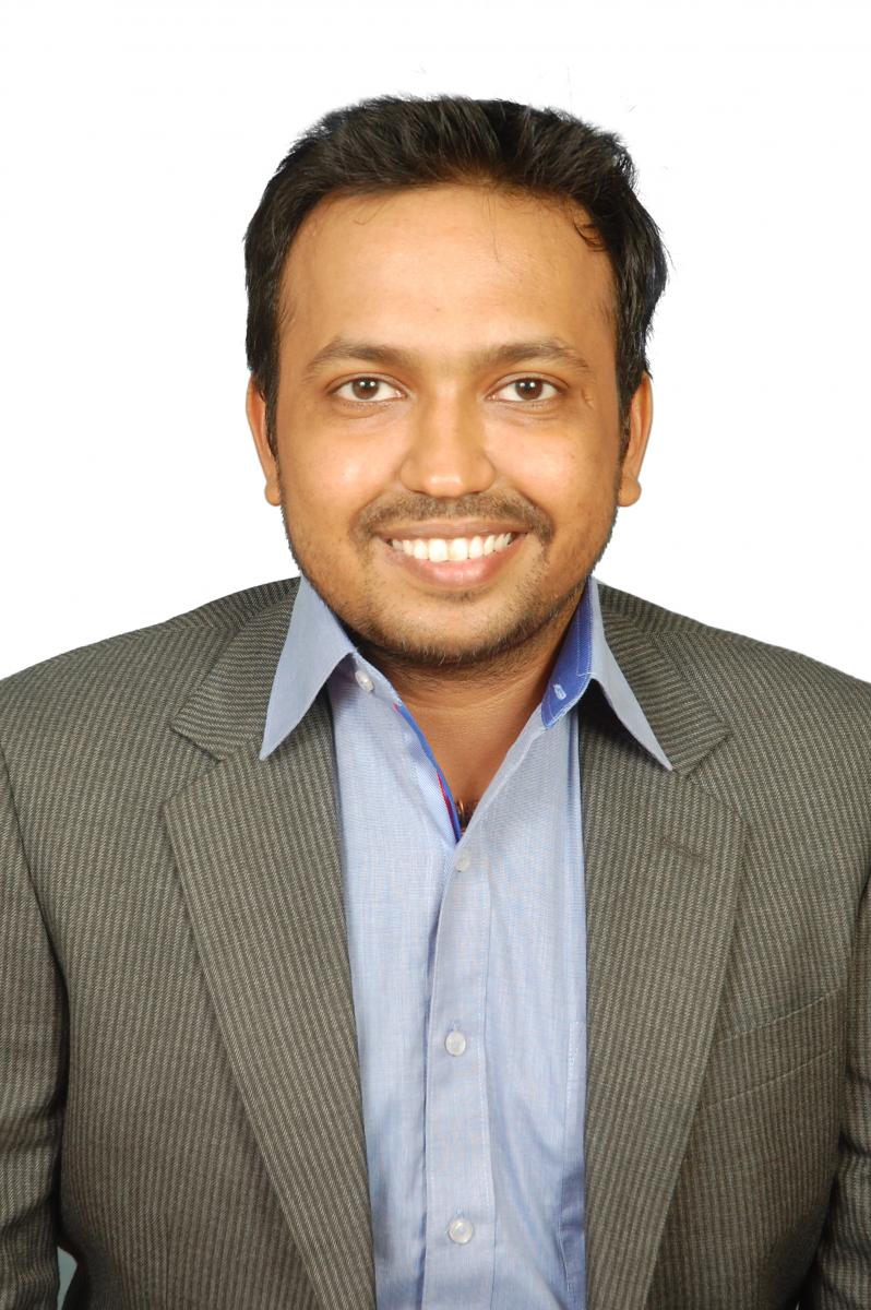 Yaagneshwaran Ganesh's headshot