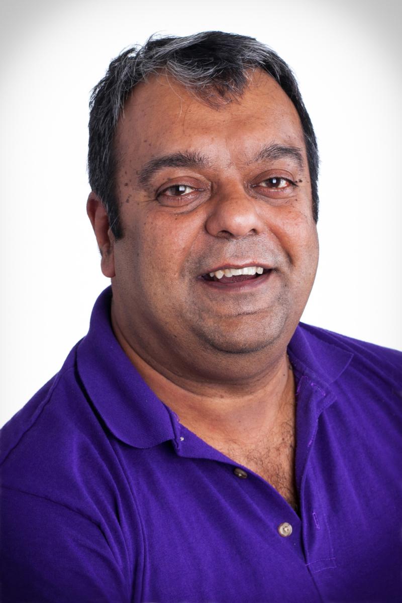 vivek kumar's headshot