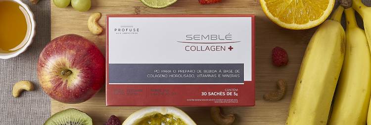 Imagem mostra o produto Semblé Collagen+ em uma tábua cheia de frutas