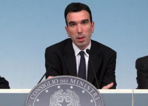 Il Ministro Martina annuncia la nuova legge contro il caporalato