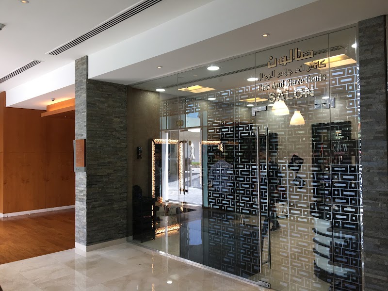 Cuts & Glaze salon. - Thumbnail 5