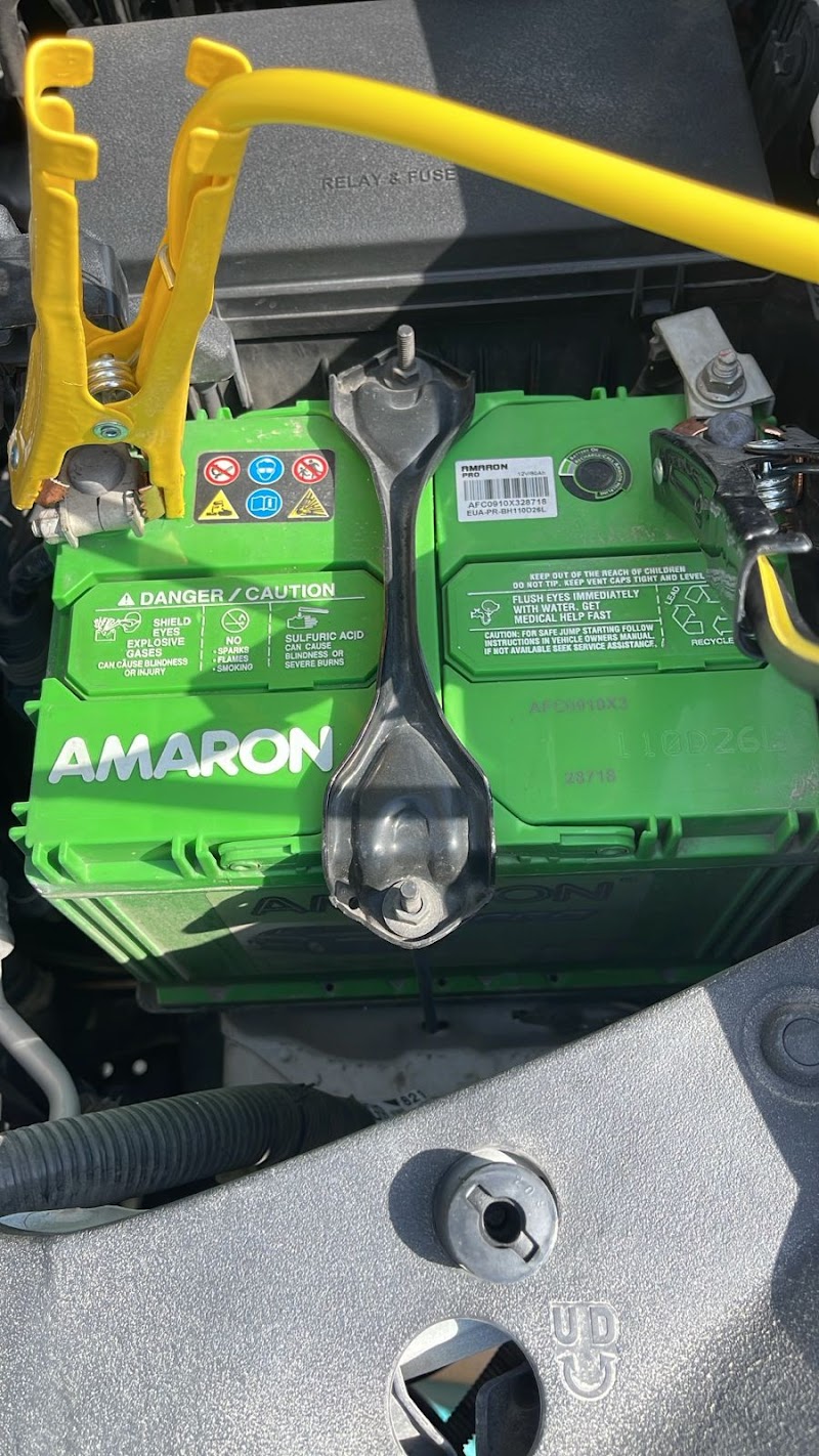 Mechanic Auto mobile Car Battery Replacement & Car Ac filling - Thumbnail 5