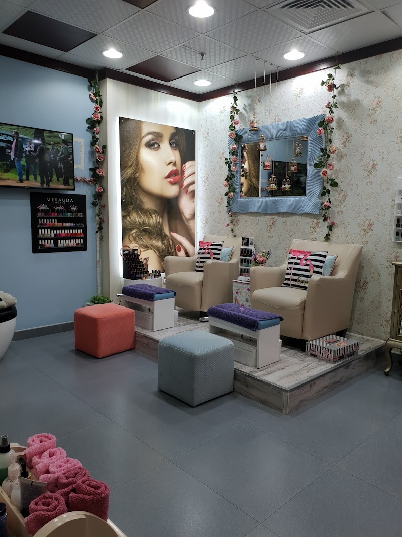 Emirates Pearl Ladies Saloon - Thumbnail 5