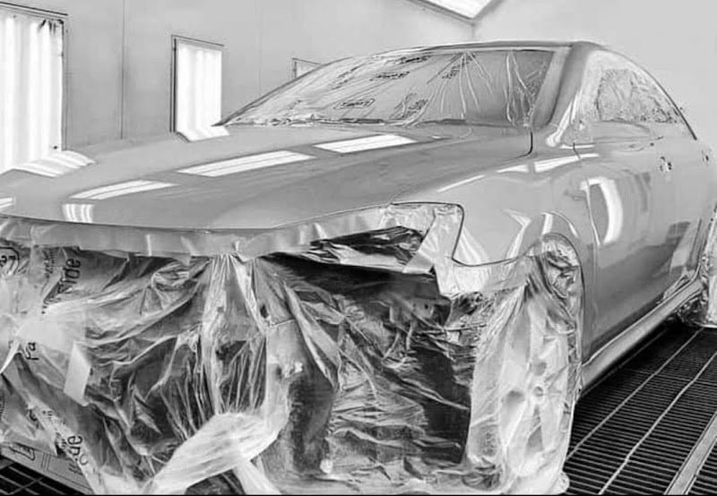 Car repair workshop - Thumbnail 3