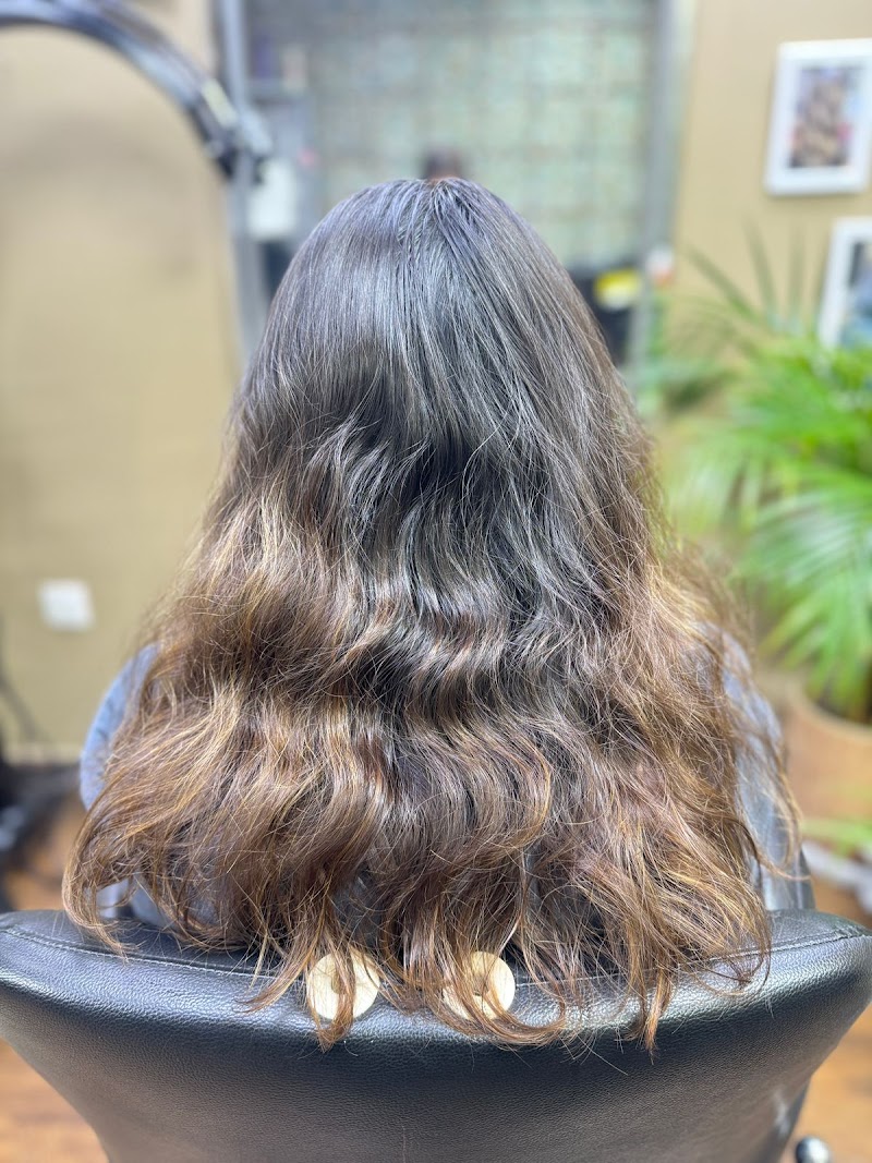 Vanitha Ladies Saloon - Image 1