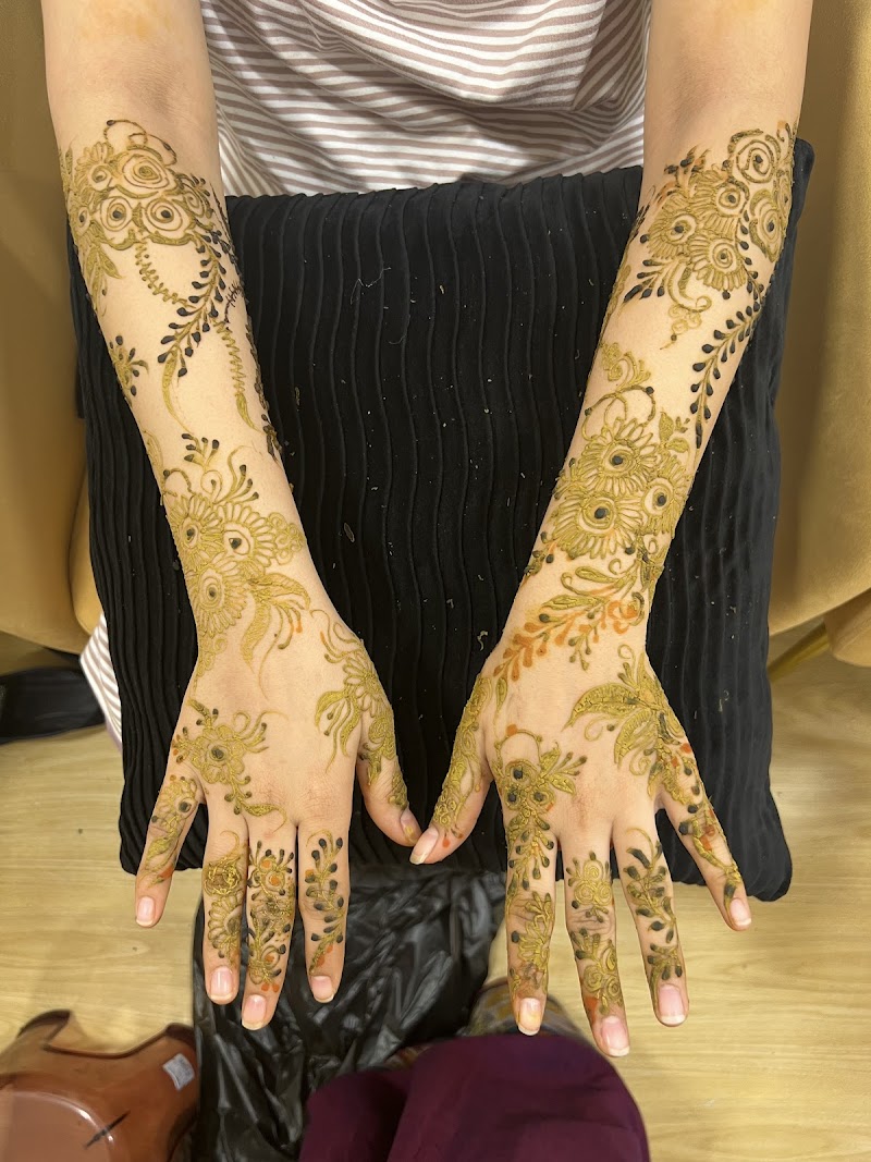 POSH PEACH SALON(Earlier known as Duplex beauty Saloon) - Thumbnail 3