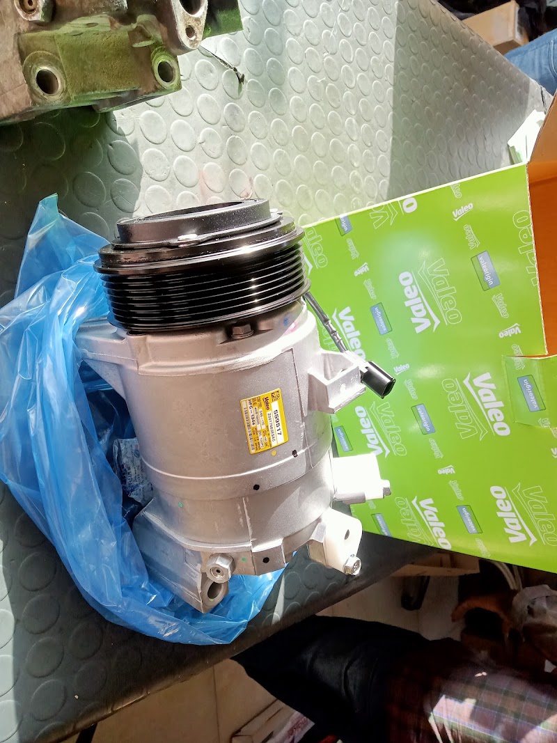 Public auto repair and battery life - Thumbnail 2