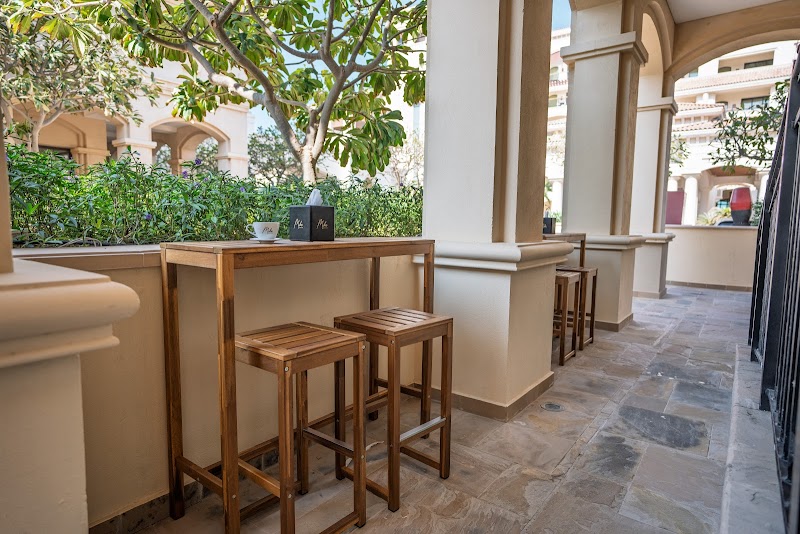 Mike Beauty Lounge - Thumbnail 4