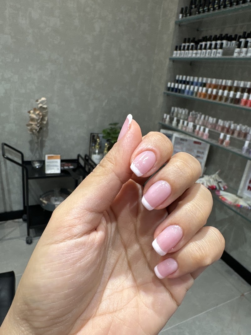 Bedashing Beauty Lounge West Yas - Thumbnail 5