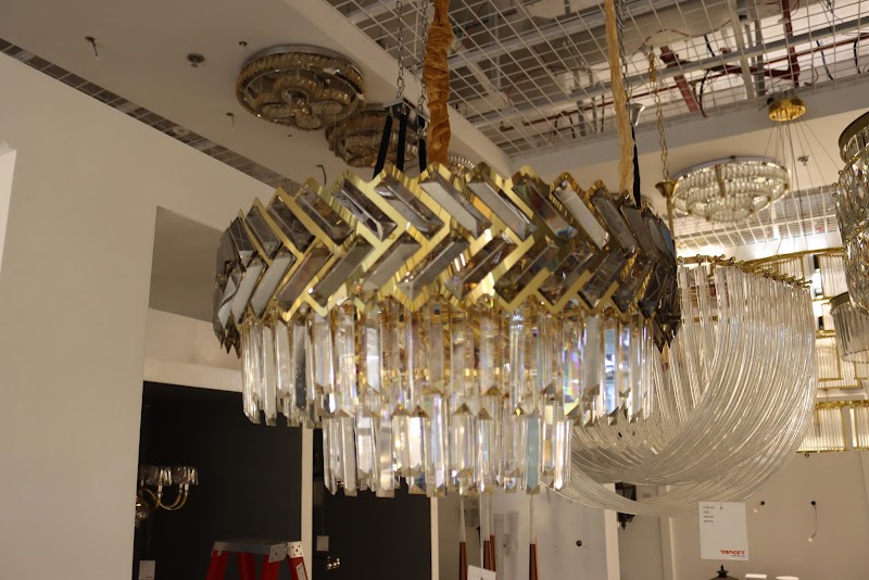 Luxury Light Target Abu Dhabi Branch - Thumbnail 3