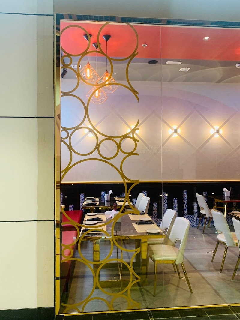 Golden Glass Works - Thumbnail 2