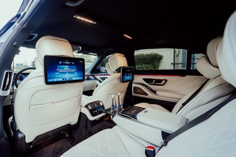 Global Limousine Service Abu Dhabi - Thumbnail 5