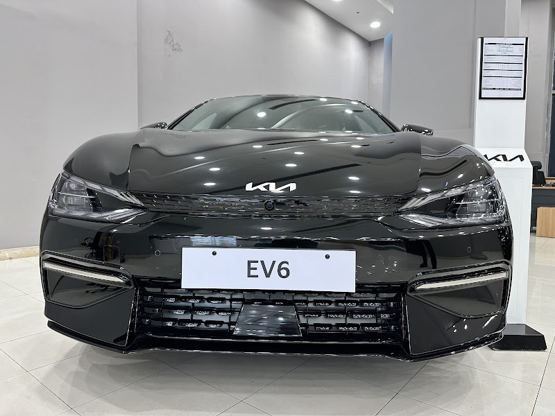 Kia motors showroom - Thumbnail 2