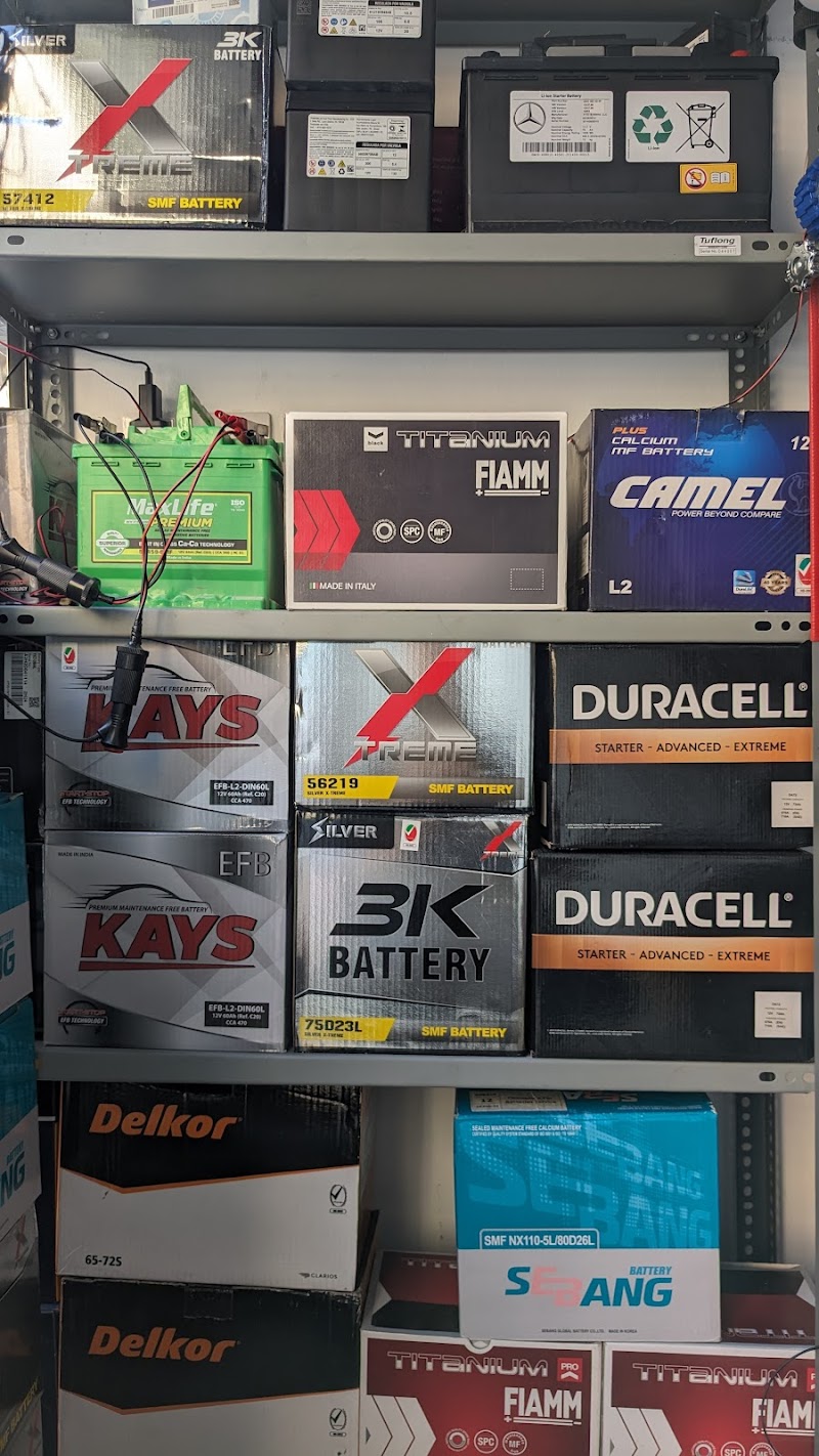 Champions Batteries Service - Thumbnail 4