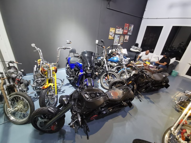 iBike Motorcycles - Thumbnail 3