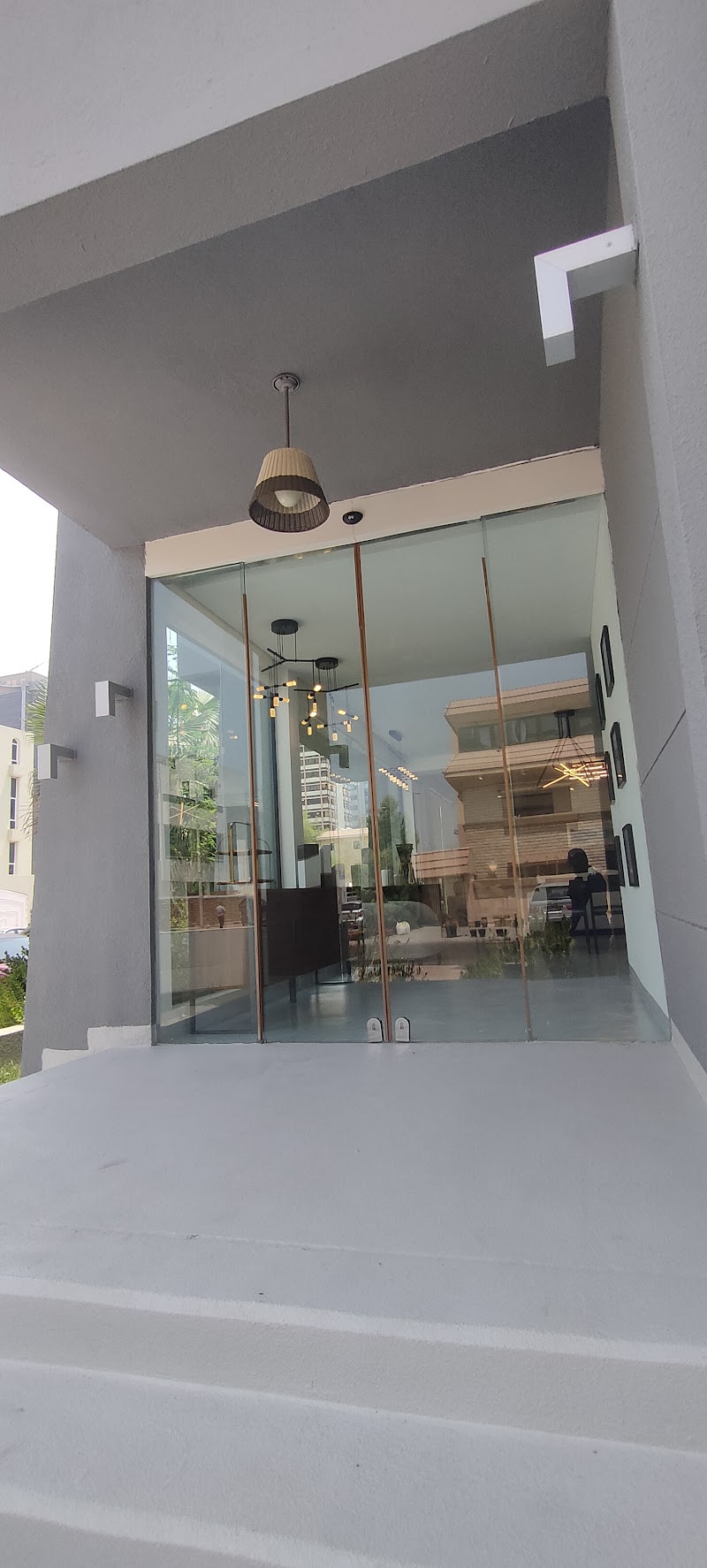 ATMOSPHERE FURNISHING - Thumbnail 2