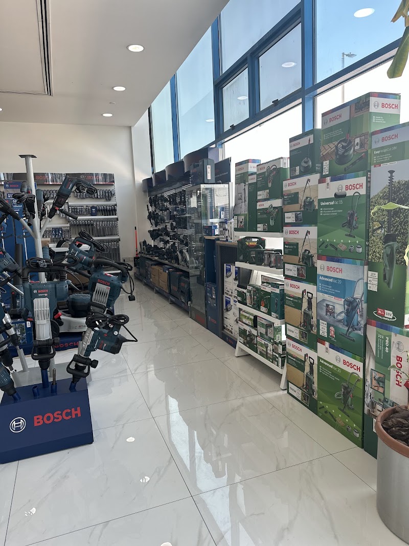 Central Motors & Equipment - Abu Dhabi Branch - Thumbnail 2