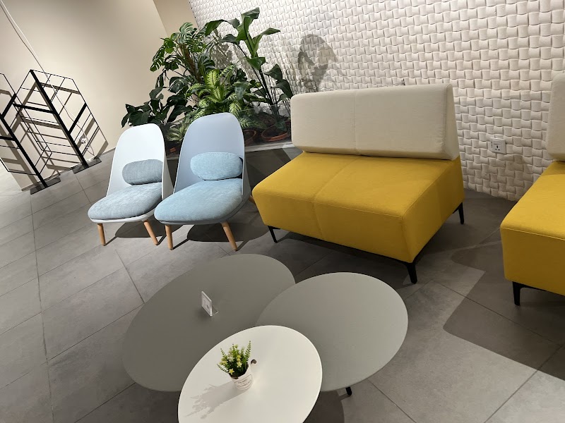 Neo Front & Yi One Office and Home Furniture Abu Dhabi - Thumbnail 3