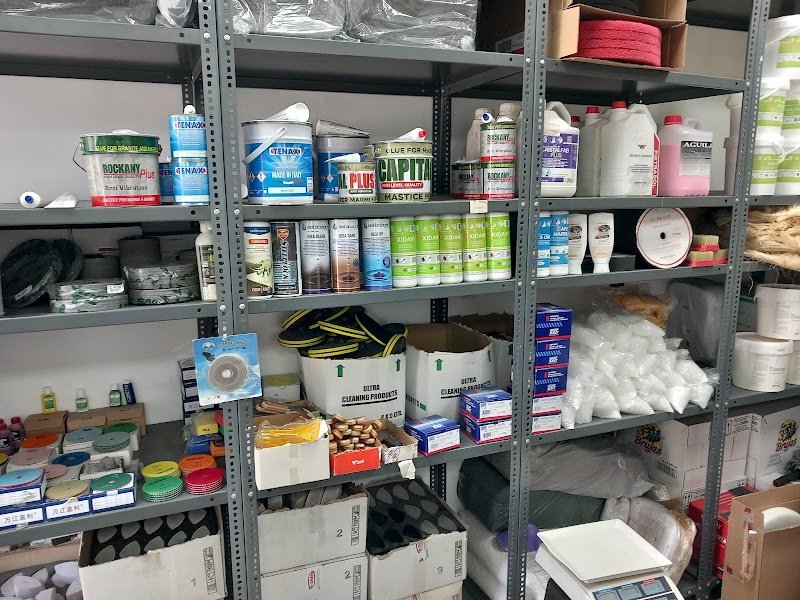 Trendy store cleaning - Thumbnail 2