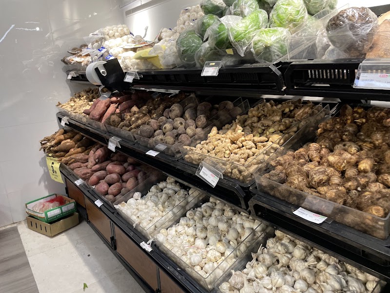 BIGmart Hypermarket - Hamdan Street BR-10 - Thumbnail 3