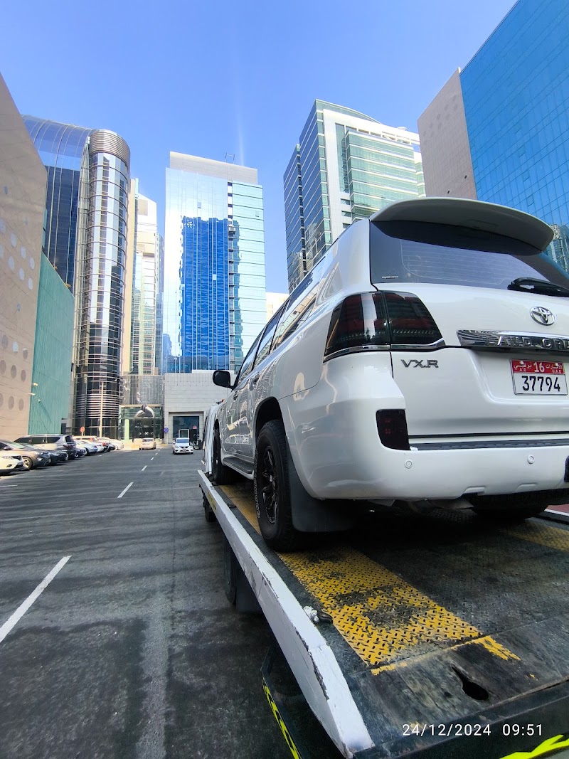 Car recovery abu dhabi - Thumbnail 4