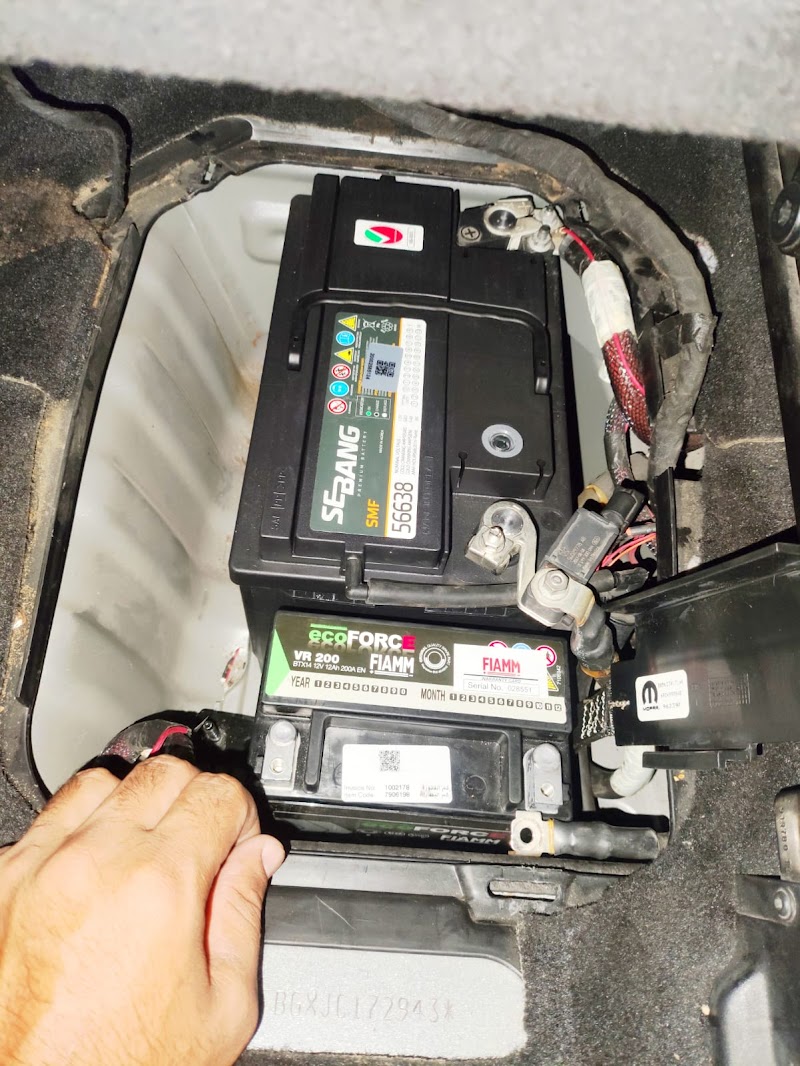 Change Car Battery Onsite And Car Accessories - Thumbnail 5