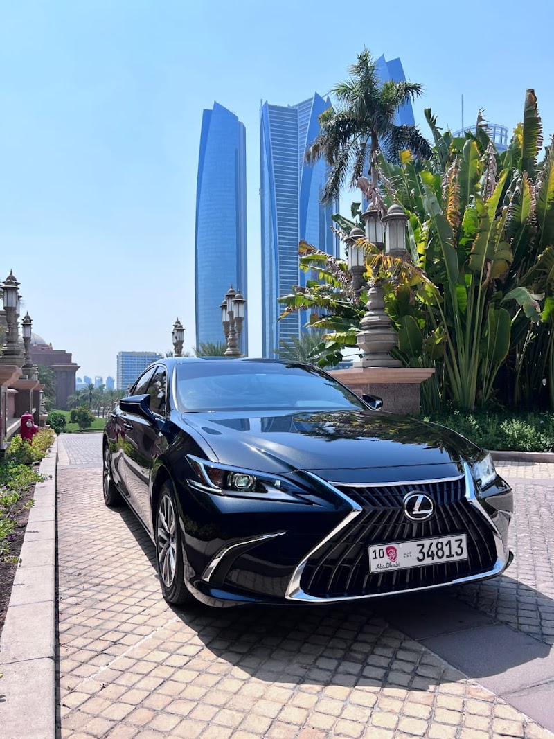 SAFARI LIMO LUXURY TRANSPORTATION - Thumbnail 4