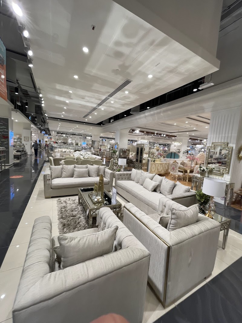 Homes r Us - Deerfields Mall - Thumbnail 2