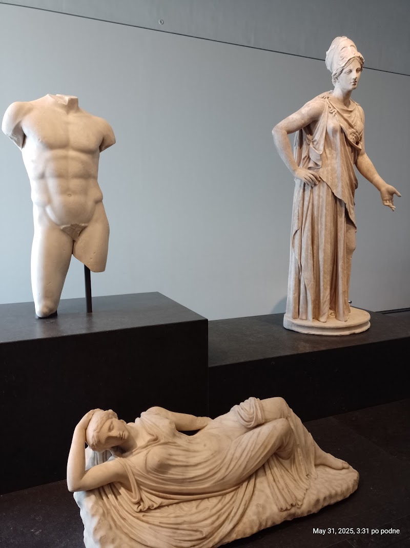 Curtains Abu Dhabi - Thumbnail 3