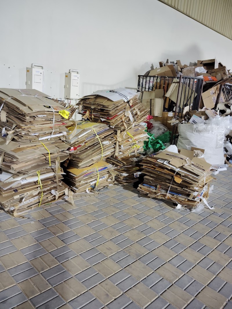 Al Dhafra Waste Collection LLC- Al Ain - Thumbnail 3