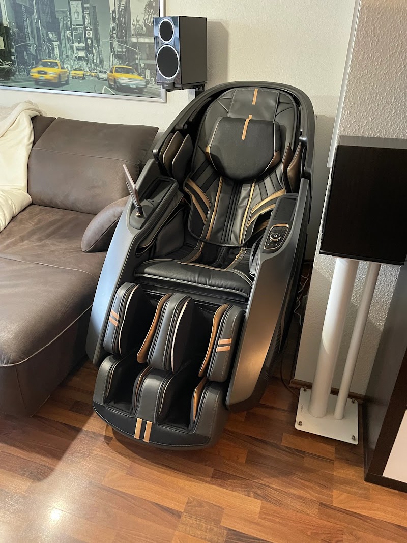 Rotai Massage Chair - Yas Mall - Yas Island - Thumbnail 2