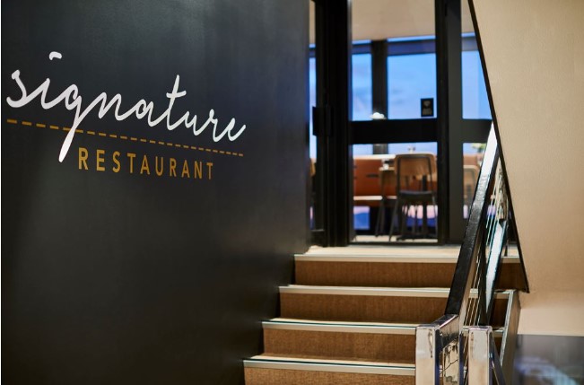 The Signature Restaurant - Breathtaker Hotel