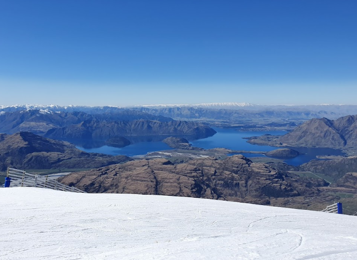 Treble Cone Snow in New Zealand